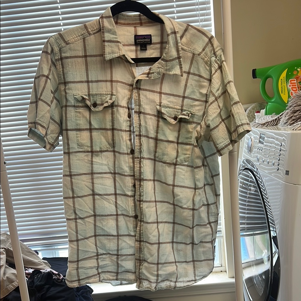 Patagonia Green Casual Button Down Shirt